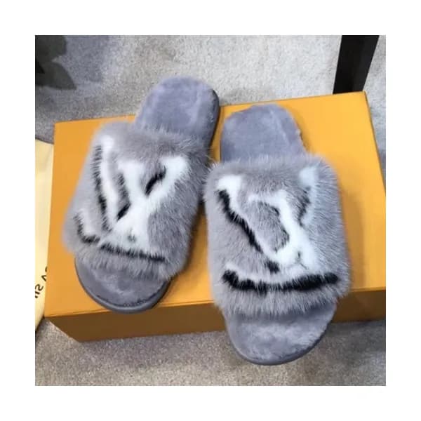 Louis Vuitton 2019 Ladies Mink Fur Slipper - 루이비통 … - 1