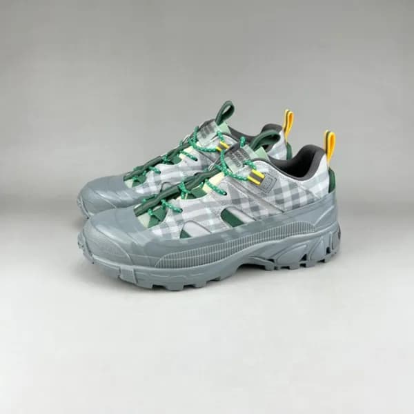 버버리 남성 트렌디 그레이 스니커즈 - Mens Gray Sneakers - bur0444… - 1