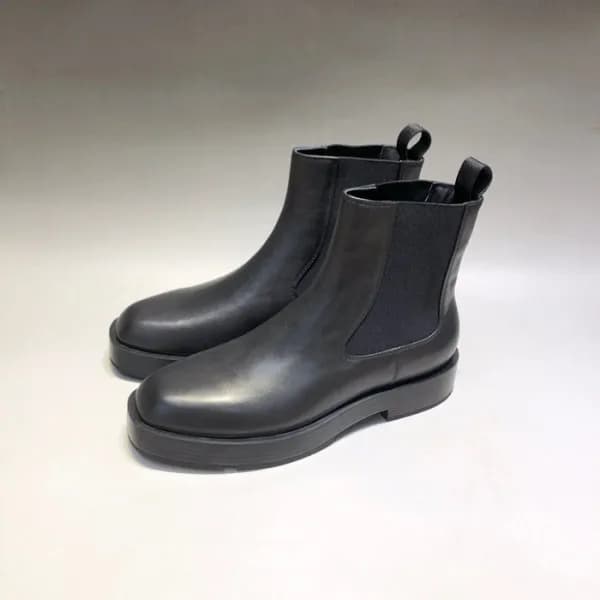 지방시 남성 블랙 앵클 부츠 - Givenchy Mens Black Boots - giv0… - 1