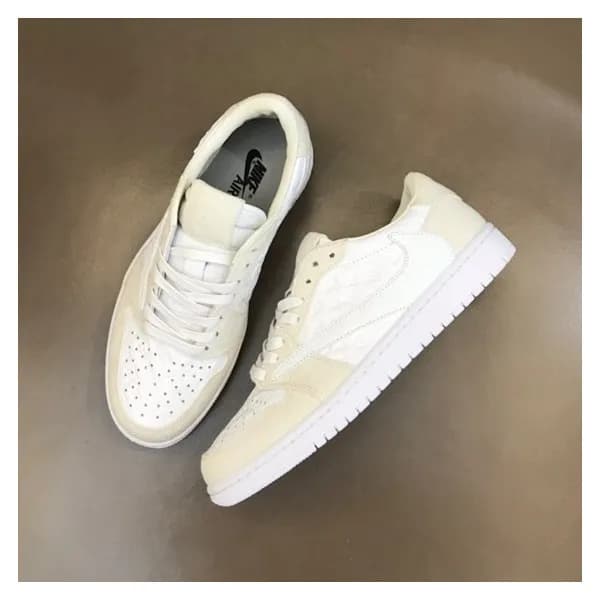 루이비통 남성 화이트 스니커즈 - Louis vuitton Mens White Sneake… - 1