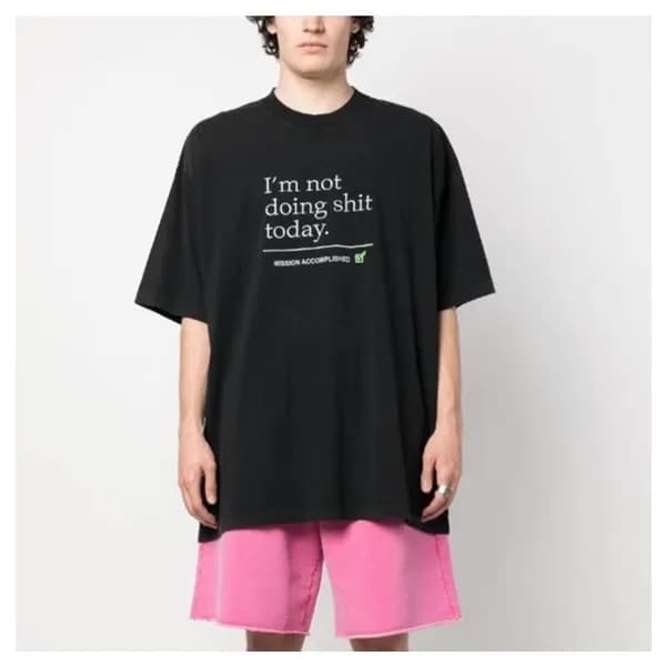 베트멍 남/녀 트렌디 블랙 반팔티 - Vetements Unisex Black Tshirt… - 1