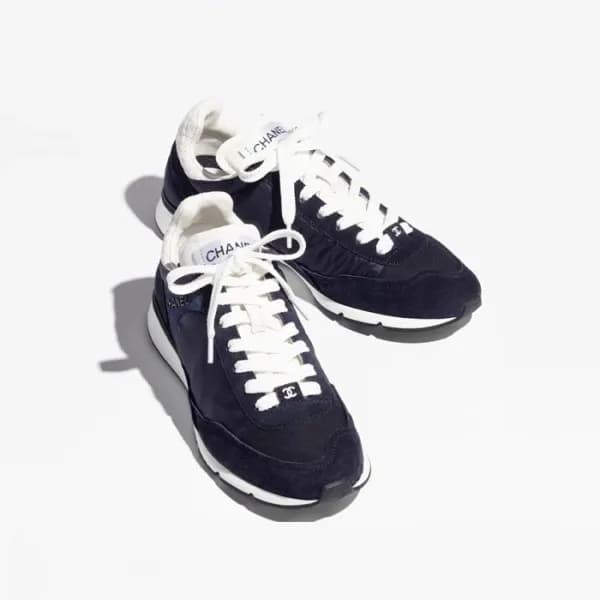 샤넬 여성 블랙 스니커즈 - Chanel Womens Black Sneaker - chs1… - 1