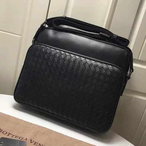 Bottega Veneta Leather Black Cross Bag,29cm - 보테가 … - 1
