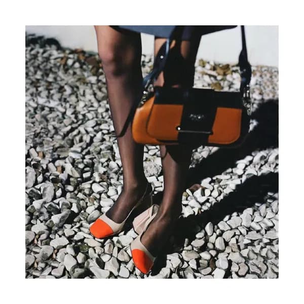 [베이직]Prada 2019 Women's Patent Middle-heel Sli… - 1