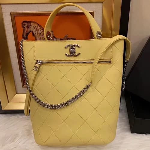 Chanel 2019 Bucket Shoulder Bag,20CM - 샤넬 2019 버킷 … - 1