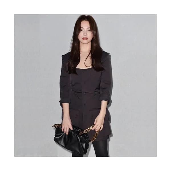 [송혜교 백] Bottega Veneta 2020 The Chain Pouch Bag / … - 1