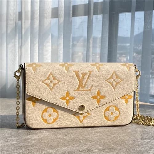 Louis Vuitton 2021 Pochette Felicie Chain Shoulder… - 1