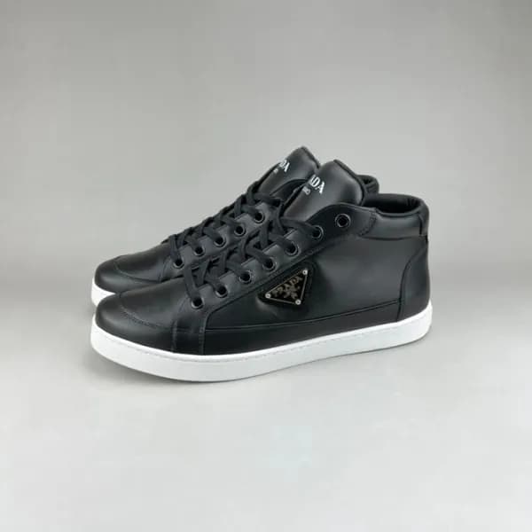 프라다 남성 하이탑 블랙 스니커즈 - Prada Mens Black Sneakers - p… - 1
