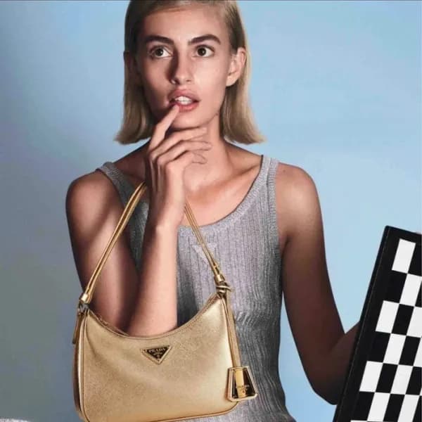 프라다 여성 골드 호보백 - Prada Womens Gold Hobo Bag - pr588… - 1