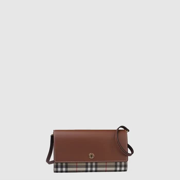버버리 여성 한나 체크 크로스백 - Burberry Womens Hannah Check C… - 1