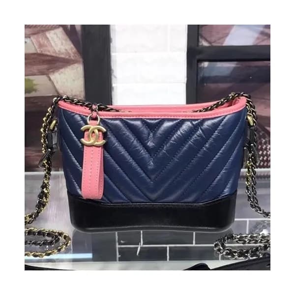 Chanel 2018 Gabrielle Hobo Leather Shoulder Bag,20… - 1
