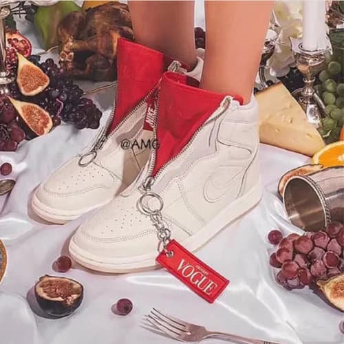 Nike 2018 Air Jordan Retro hi x Vogue Zip Awok Run… - 1