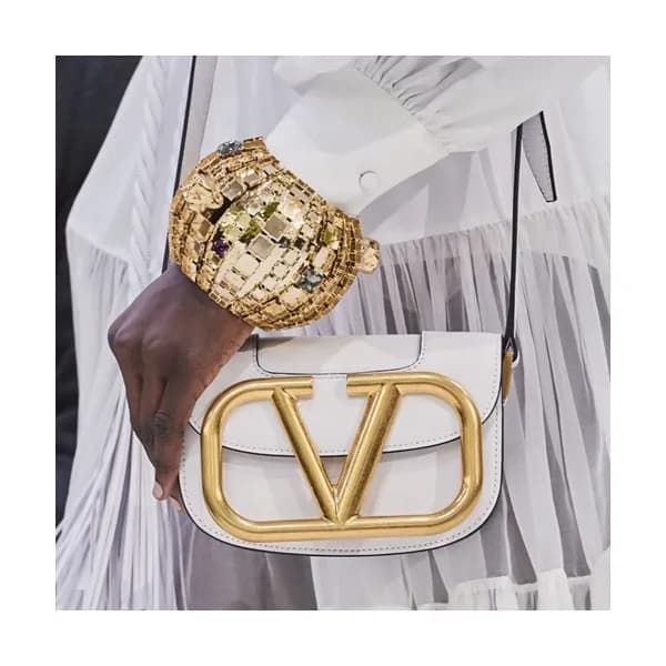 Valentino 2019 Leather Garavani Shoudler Cross Bag… - 1