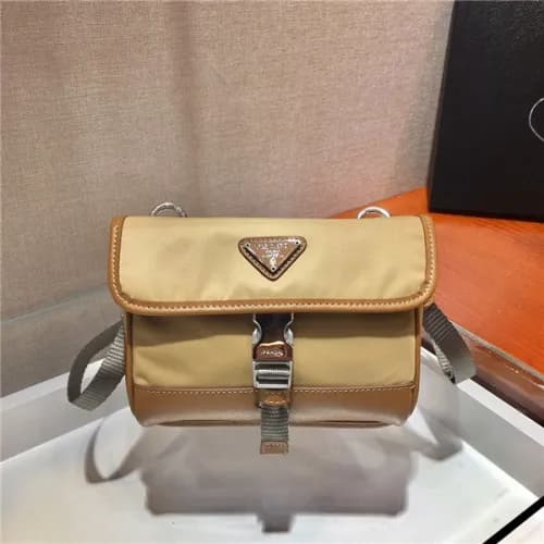 [프라다] Prada 2020 Men's Mini Shoulder Bag,18cm … - 1
