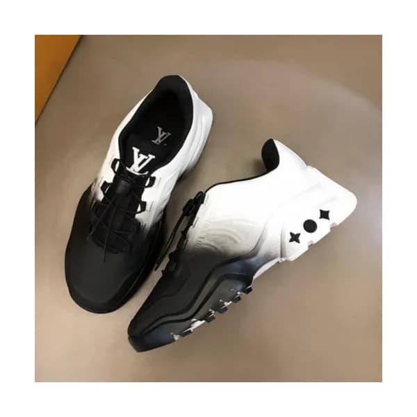 루이비통 남성 모던 레더 스니커즈 Size(240 -270) 블랙 - Louis Vui… - 1