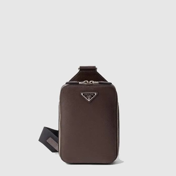 프라다 남성 브리크 사피아노 크로스백 2VZ106 - Prada Mens Brick Saf… - 1