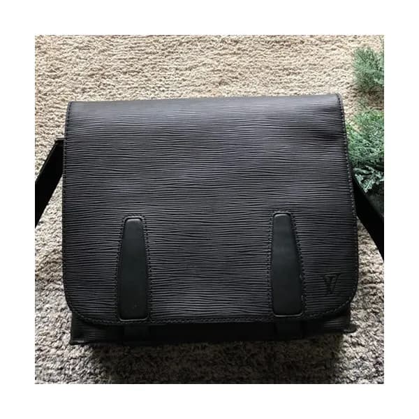 Louis Vuitton Harington Messenger Shoulder Bag,2… - 1