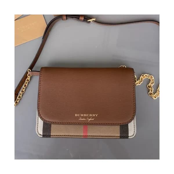 Burberry 2019 Mini Chain Shoulder Cross Bag, 19cm … - 1