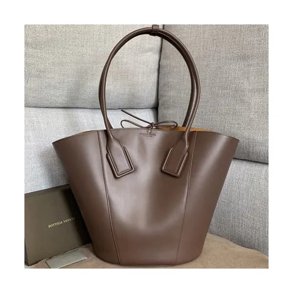 Bottega Veneta 2019 Basket Large Tote Shoulder Bag… - 1