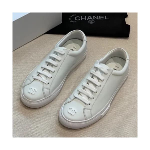 Chanel 2019 Ladies Leather Sneakers - 샤넬 2019 여성용 … - 1