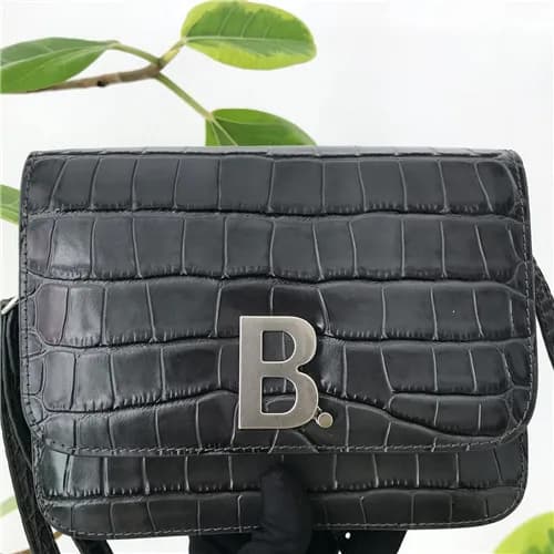 [발렌시아가]Balenciaga 2021 Women's Leather Shoulde… - 1