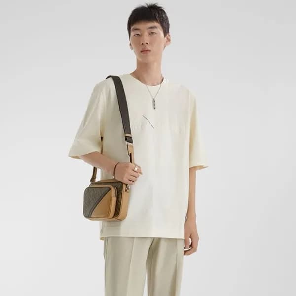 펜디 남성 라운드 반팔 티셔츠 - Fendi Mens Round Tshirts - fec1… - 1