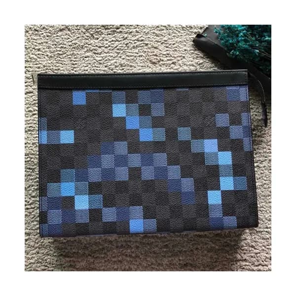 Louis Vuitton Pochette Voyage Clutch Bag,26cm - 루이… - 1