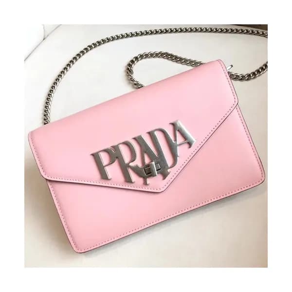 Prada Logo Chain Shoulder Bag,22cm - 프라다 로고 체인 숄더백… - 1