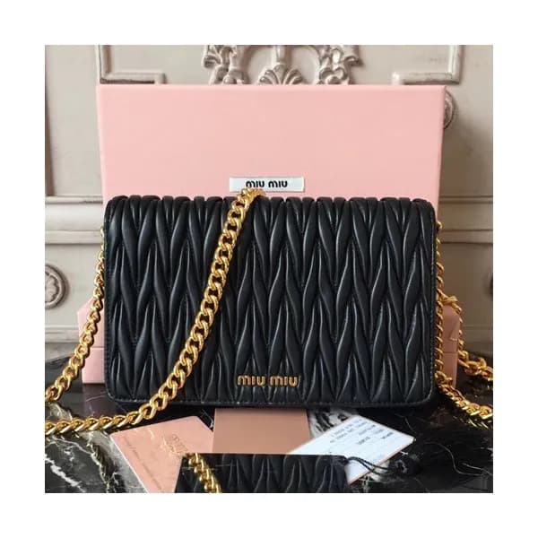 MiuMiu 2019 Matelasse Chain Shoulder Cross Bag,1… - 1