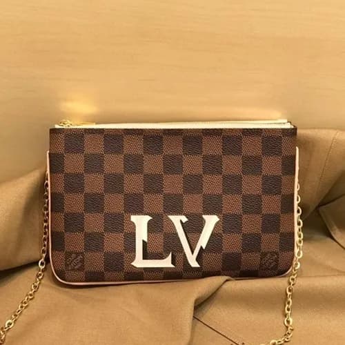 Louis Vuitton 2019 Pochette Double Zip Chain Shoul… - 1