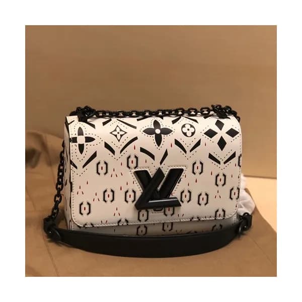 Louis Vuitton 2019 Leather Twist Shouder Bag,23cm … - 1