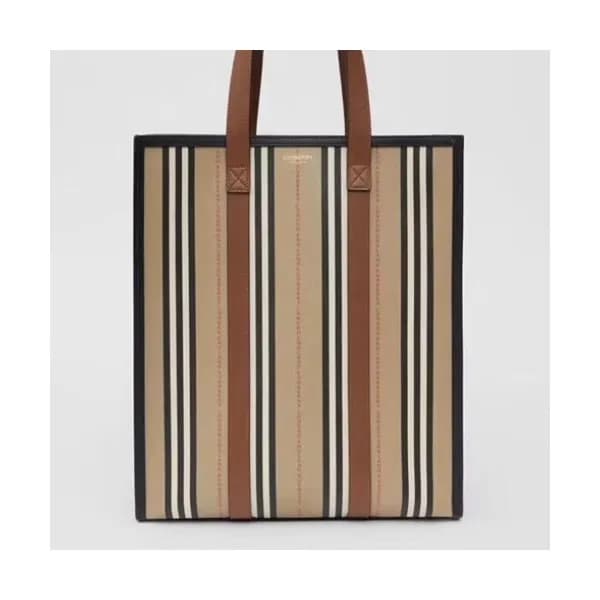 Burberry 2019 Tote Shoulder Shopper Bag, 43cm - 버버… - 1