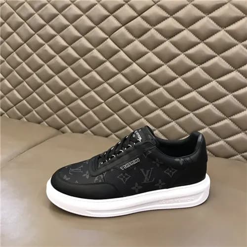 Louis Vuitton 2021 Men's Leather Sneakers,LOUS… - 1