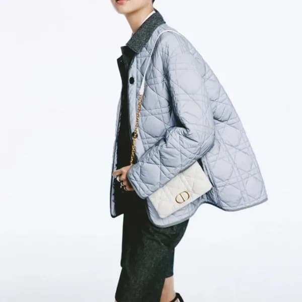 디올 여성 카로 화이트 체인백 - Dior Womens White Shoulder Bag … - 1