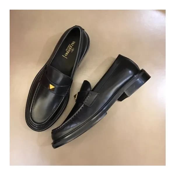 발렌티노 남성 블랙 로퍼 - Valentino Mens Black Loafer - val4… - 1
