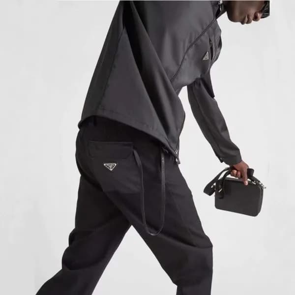 프라다 남성 캐쥬얼 블랙 팬츠 - Prada Mens Black Pants - pr322x - 1