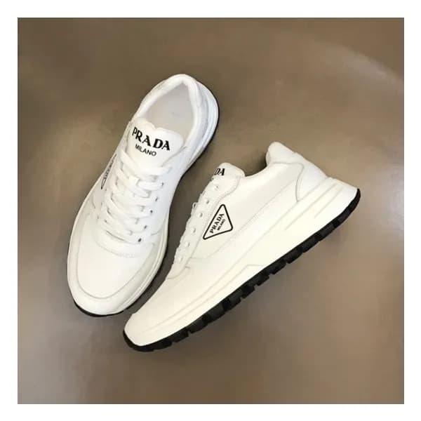 프라다 남성 화이트 스니커즈 - Prada Mens White Sneakers - pr35… - 1