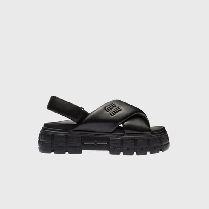 미우미우 여성 스포티 나파 샌들 【매장-170만원대】 - Miumiu Womens Blac… - 1