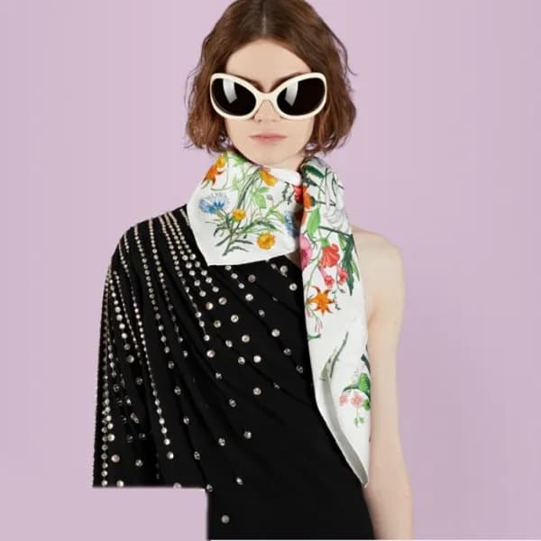 구찌 여성 화이트 스카프 - Gucci Womens White Scarf - gu1087x - 1
