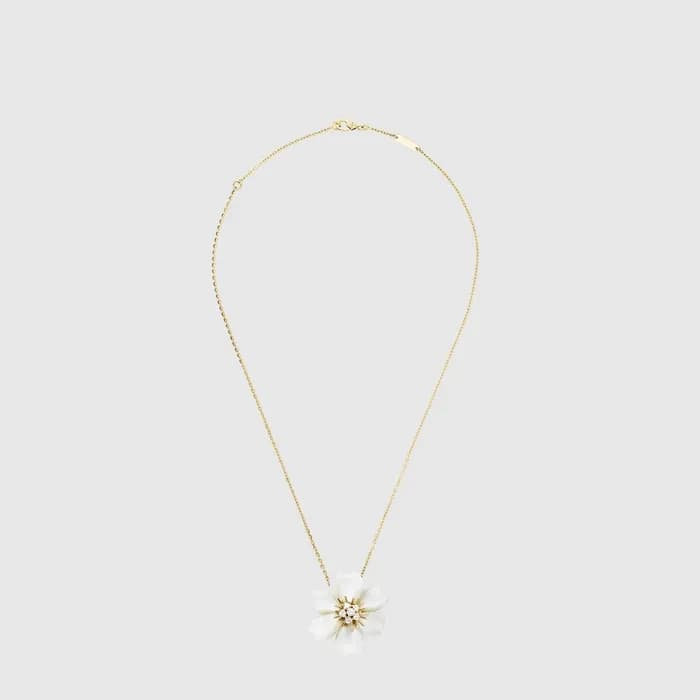반클리프 아펠 여성 로즈 드 노엘 펜던트 네크리스 - Van Cleef & Arpels W… - 1