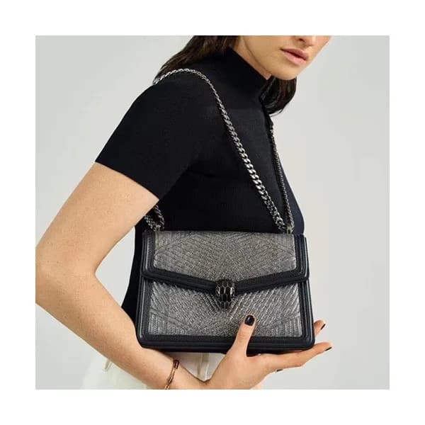 Bvlgari 2020 Serpenti Chain Shoulder Bag,24CM - 불가… - 1