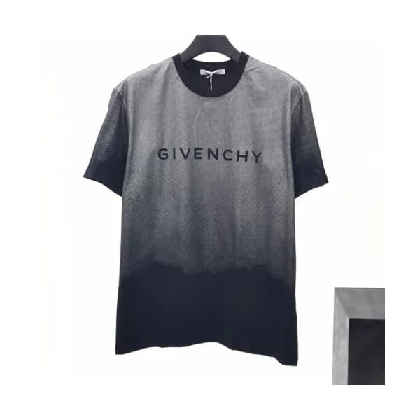 [지방시]Givenchy 2020 Mens Logo Short Sleeved Tshirts… - 1