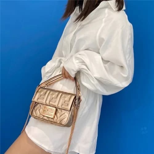 [펜디] Fendi 2020 Women's Leather Shoulder Bag, … - 1