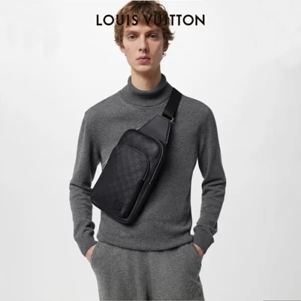 루이비통 남성 블랙 크로스백 - Louis Vuitton Mens Black Cross B… - 1