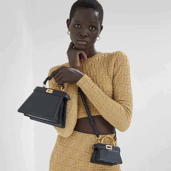 펜디 여성 블랙 핸드백 - Fendi Womens Hand Bag - feb248x - 1