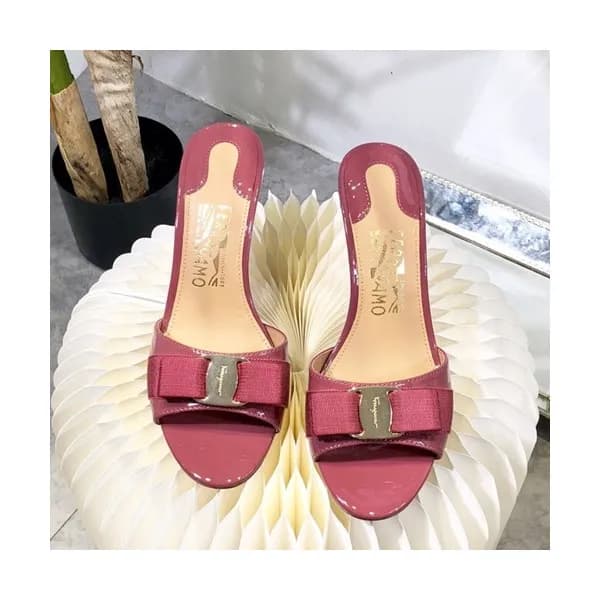 Salvatore Ferragamo 2019 Ladies Middle Heel Slippe… - 1