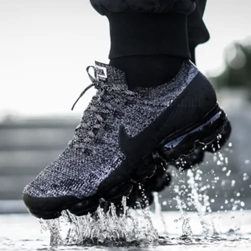 Nike 2019 Air Vapor Max Fly knit Cushion Running S… - 1