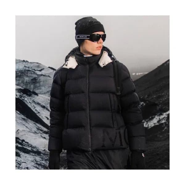 [몽클레어]Moncler 2019 Mens Patch Logo Modern Goose Do… - 1