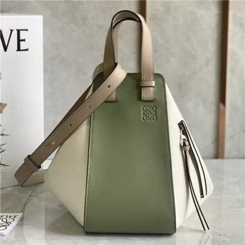 [로에베] Loevve 2020 Women's Hammock Shoulder Bag… - 1