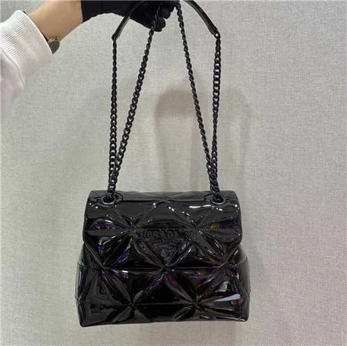[유니크&트랜디한]Prada 2021 Women's Leather Cross Bag… - 1